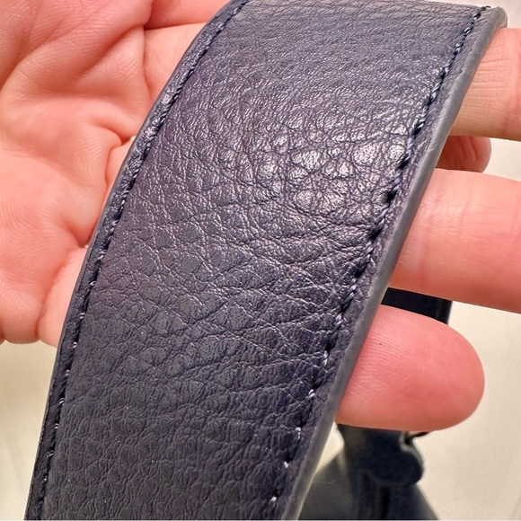 Noirvere Sleek Kaia Vegan Leather Navy Blue Hobo Bag - Picture 10 of 13